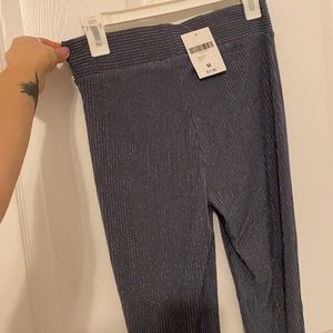 Metallic ribbed leggings